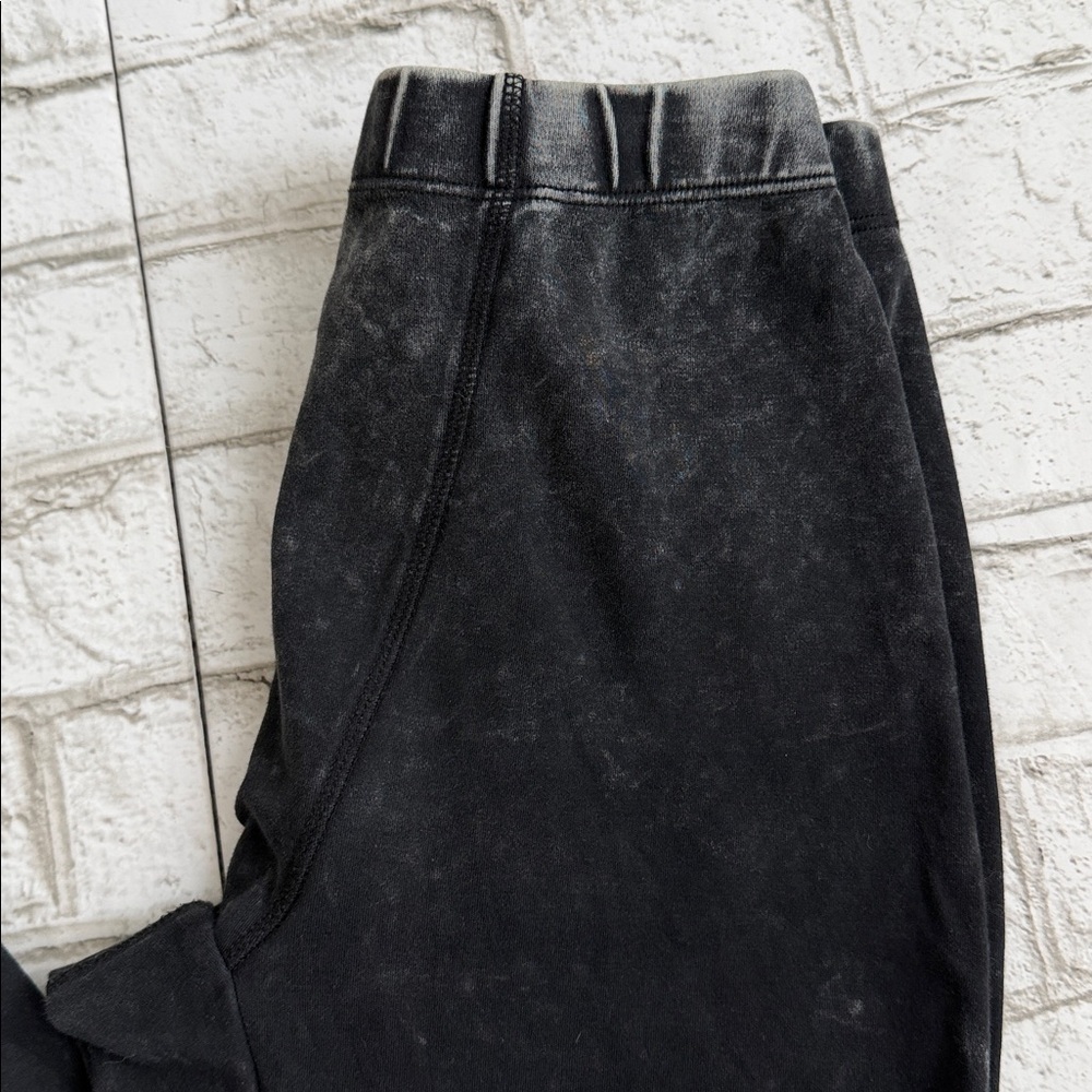 Kith Leggings - Picture 2 of 10